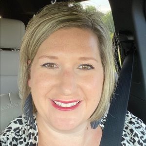 Meet your Posher, Kiley